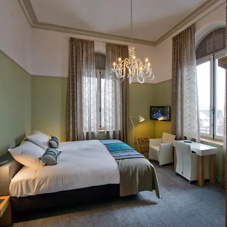 Valkenburg 3*