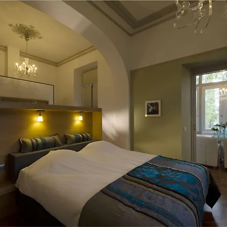فندق Valkenburg 3*