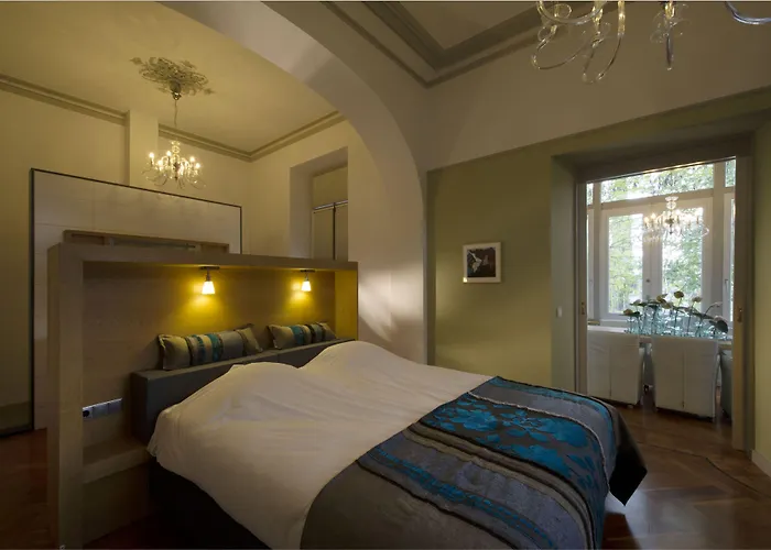 فندق Valkenburg 3*