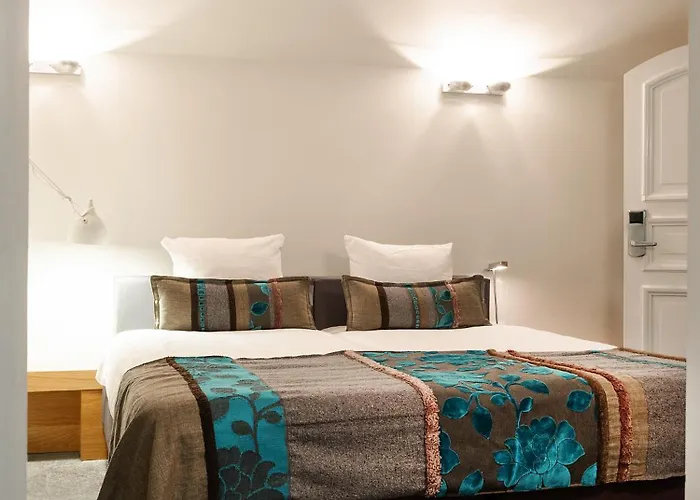 法尔肯堡别墅酒店 酒店 3*